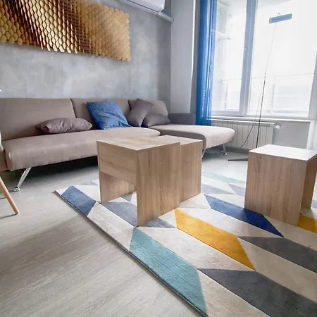 Apartment Paradise Center